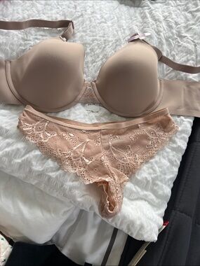 Blush Lace Bikini Panty with Smooth Bra - Blush thong underwear in gd condition